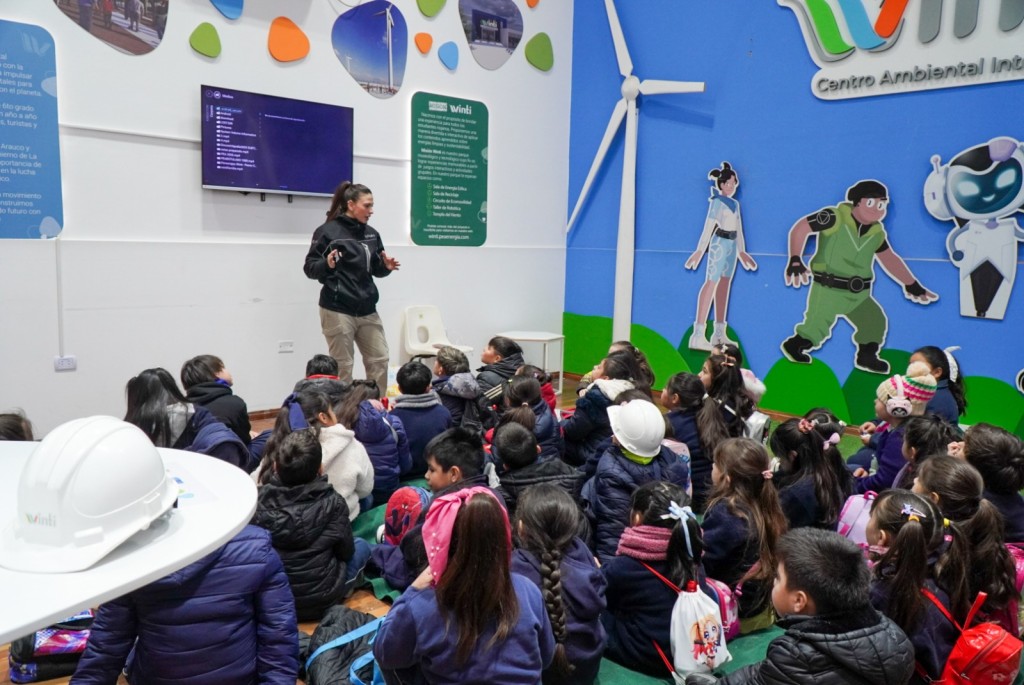 Winti participa de la Feria del Libro con propuestas de aprendizaje sobre energ&iacute;as limpias