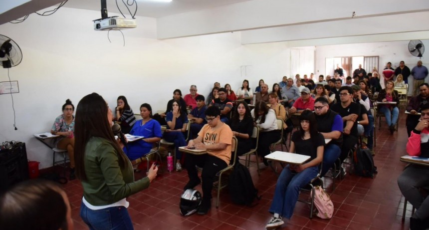 López visitó la Sede de Chamical y la Delegación de Olta de la UNLaR