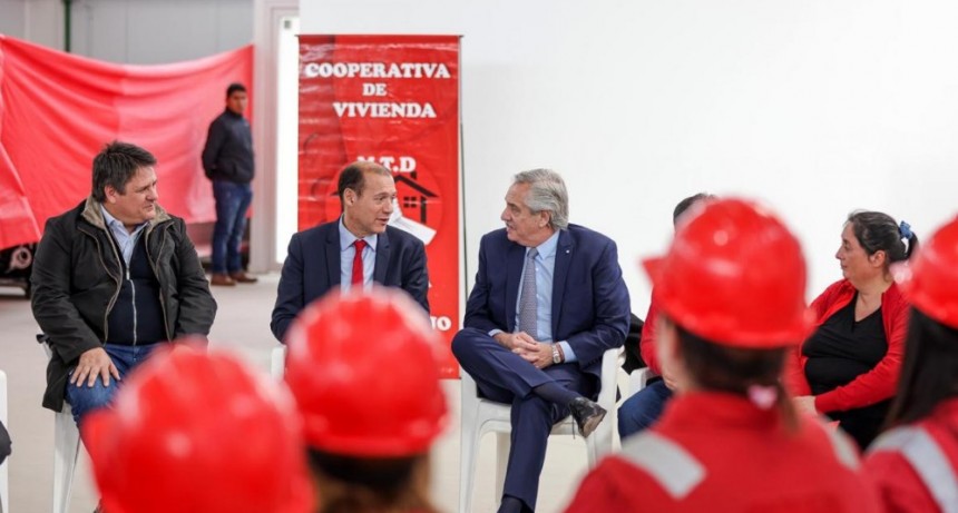 El Presidente anunció medidas para mejorar salarios y pidió cuidar 