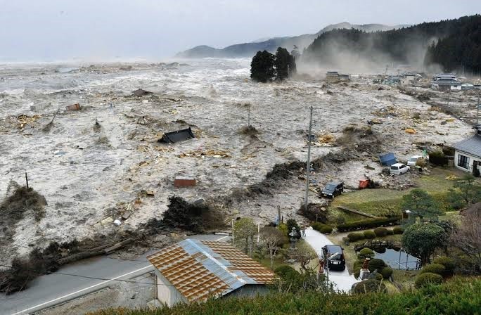  Un terremoto sacude a Japón y activa alerta por tsunami