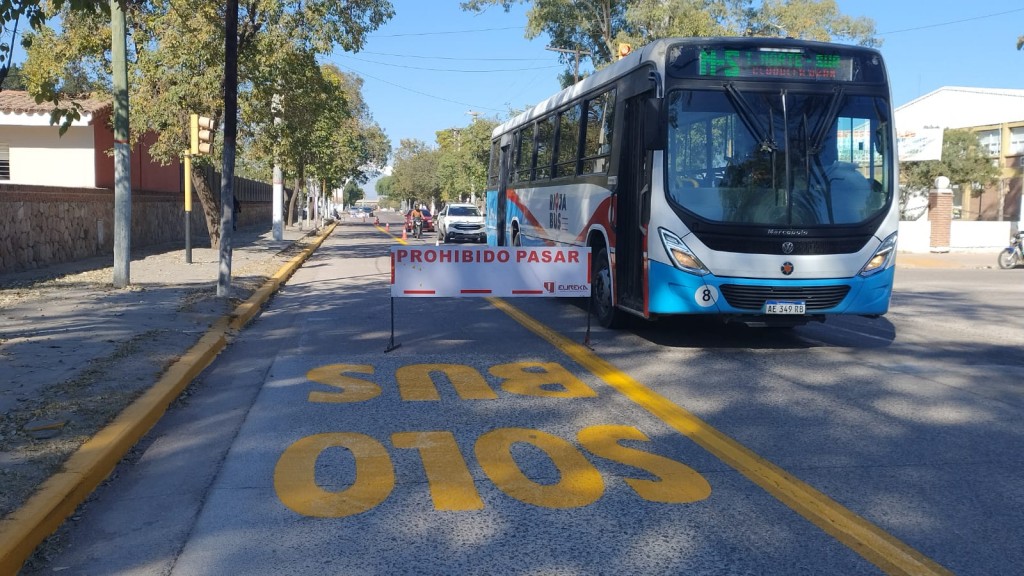 Confirman que las vías exclusivas para el transporte público comenzarán a funcionar el 1º de septiembre