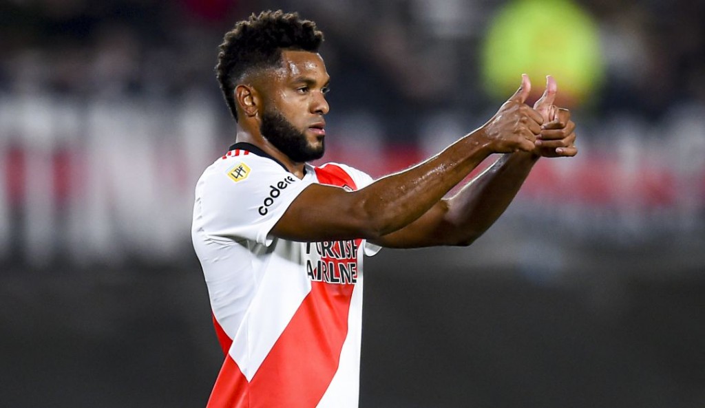 River inició conversaciones para extender el vínculo de Miguel Borja