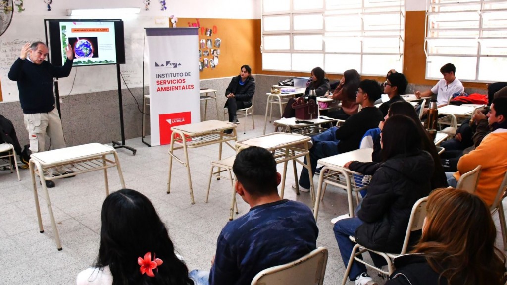 Dictan taller de saneamiento ambiental en San Blas de los Sauces