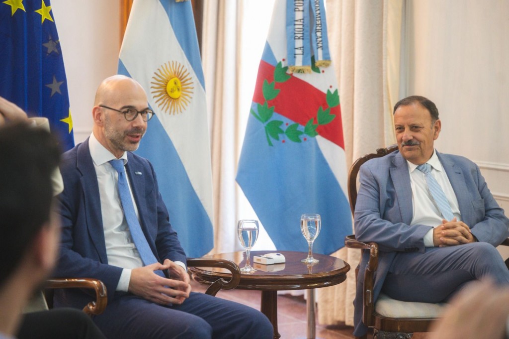 Quintela se reunió con representantes de la Unión Europea