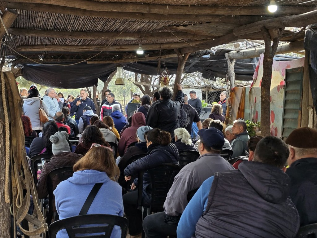 M&aacute;s de 220 familias de La Esperanza iniciaron el camino hacia la escritura de sus viviendas
