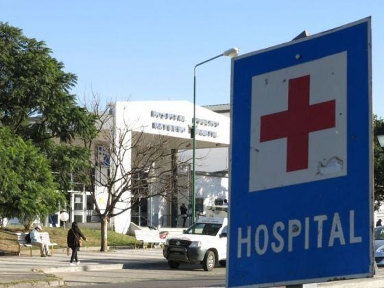 Extranjeros no residentes deber&aacute;n pagar en hospitales nacionales