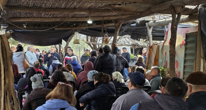 M&aacute;s de 220 familias de La Esperanza iniciaron el camino hacia la escritura de sus viviendas