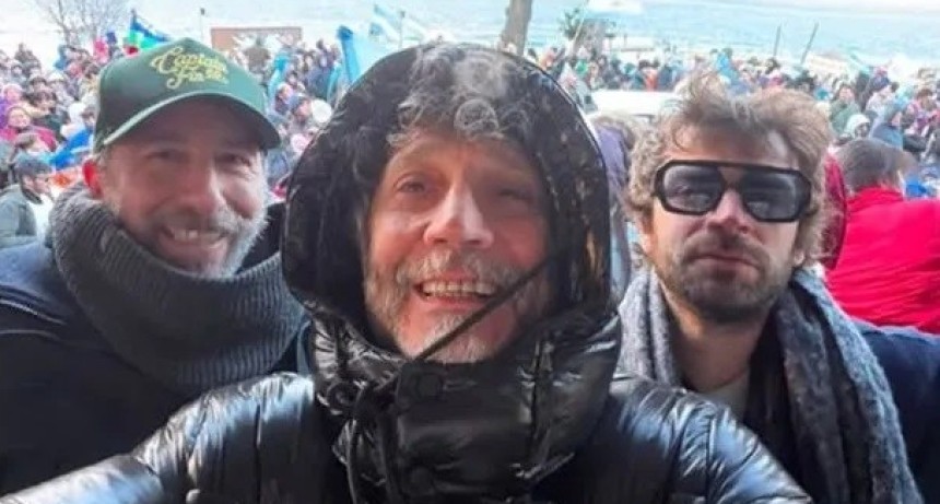 Fito P&aacute;ez se sum&oacute; a la marcha en Bariloche y lanz&oacute; una fuerte consigna: 