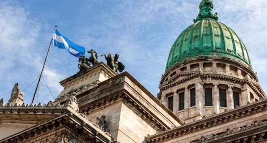 El Senado aprob&oacute; la Inviolabilidad de la Propiedad Privada, pero sin ley de Tierras ni Manejo del Fuego 