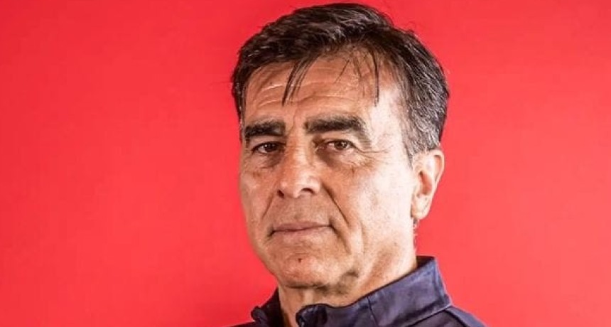  Gustavo Quinteros dej&oacute; de ser el entrenador del Rojo 