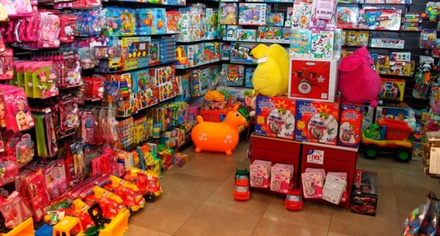 D&iacute;a de las Infancias: cay&oacute; el consumo y las familias ajustaron el gasto en los regalos