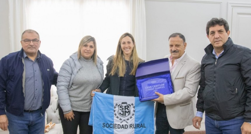 La empresa estatal Caudillos Riojanos obtuvo cuatro premios en Exposición Rural de Jesús María