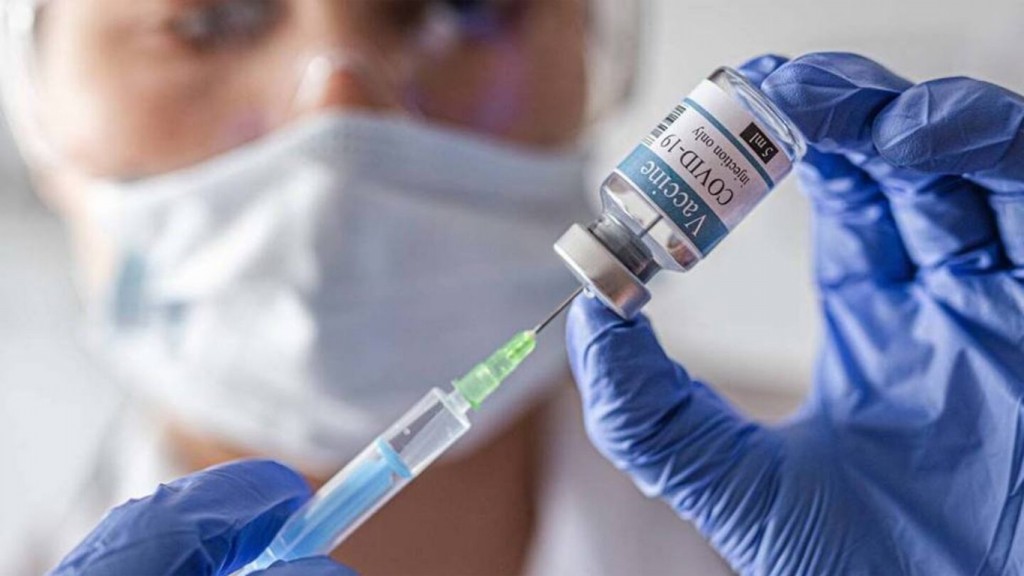 Salud insta a aplicarse las vacunas de refuerzo contra el coronavirus