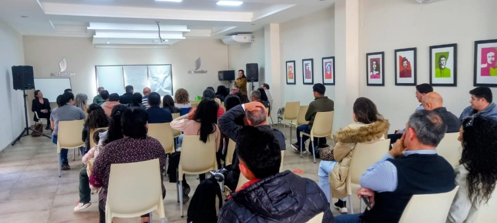 Vecinos del loteo SIDIUNLaR pidieron la intervención del municipio ante el incumplimiento de la firma Credilotes