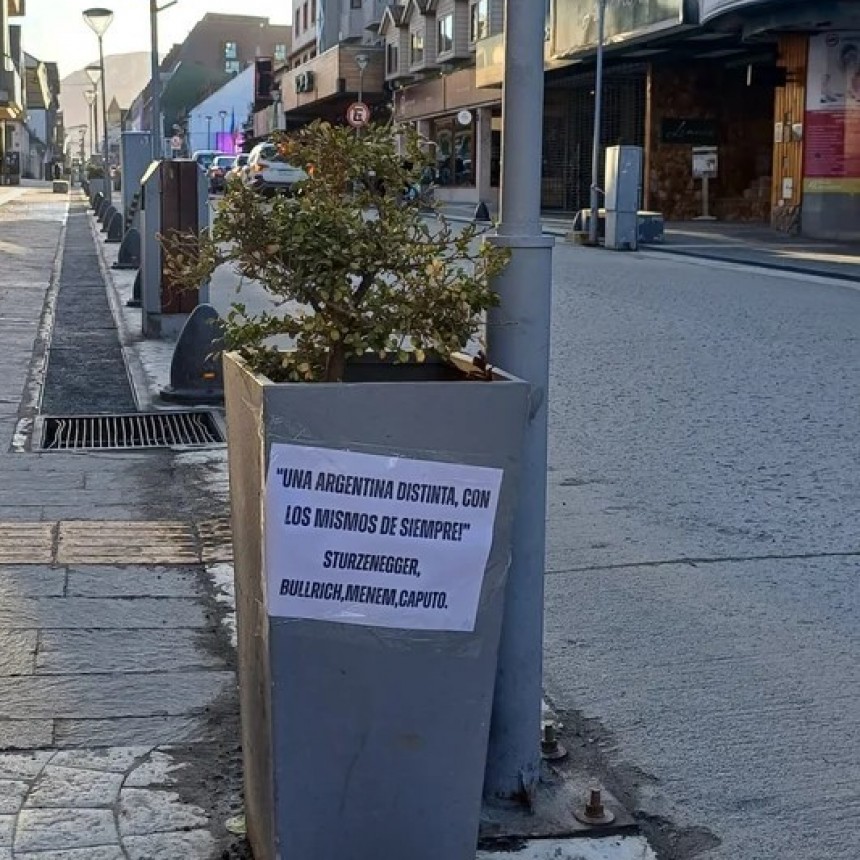 Declaran persona no grata a Milei en Ushuaia