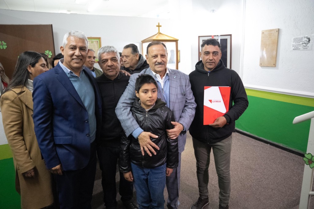Quintela reconoci&oacute; la labor social que realiza AJALaR