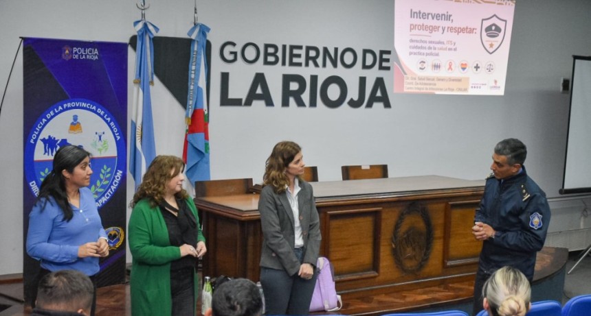 Capacitan a polic&iacute;as para la actuaci&oacute;n ante casos de infecciones de transmisi&oacute;n sexual