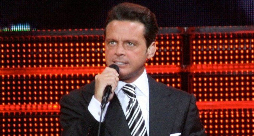 Luis Miguel vuelve a los escenarios: anunci&oacute; su esperado Tour 2027