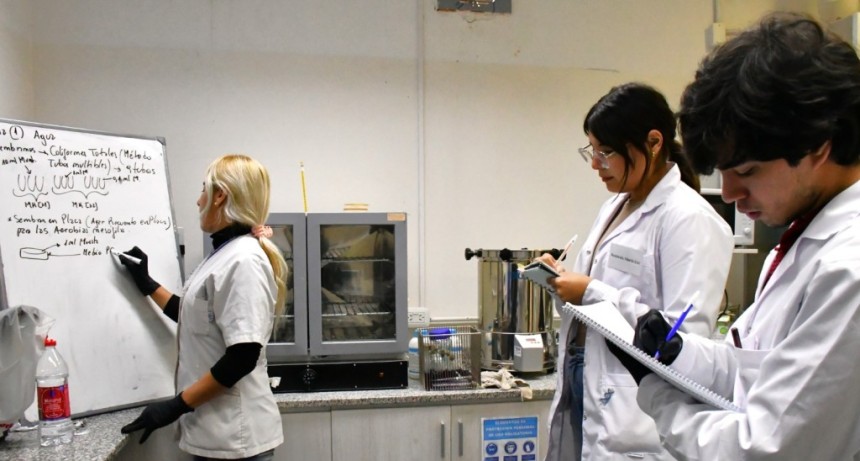 Estudiantes de la UNLaR completan prácticas profesionales en el Instituto de Servicios Ambientales
