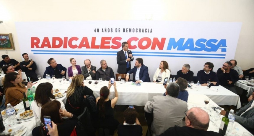 Massa llama a construir 