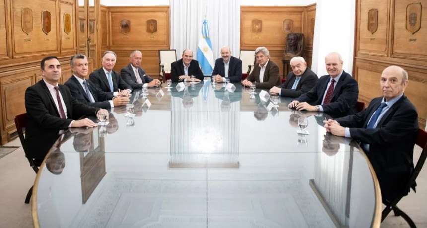 Francos se reunió con el G6 y espera un encuentro con la CGT