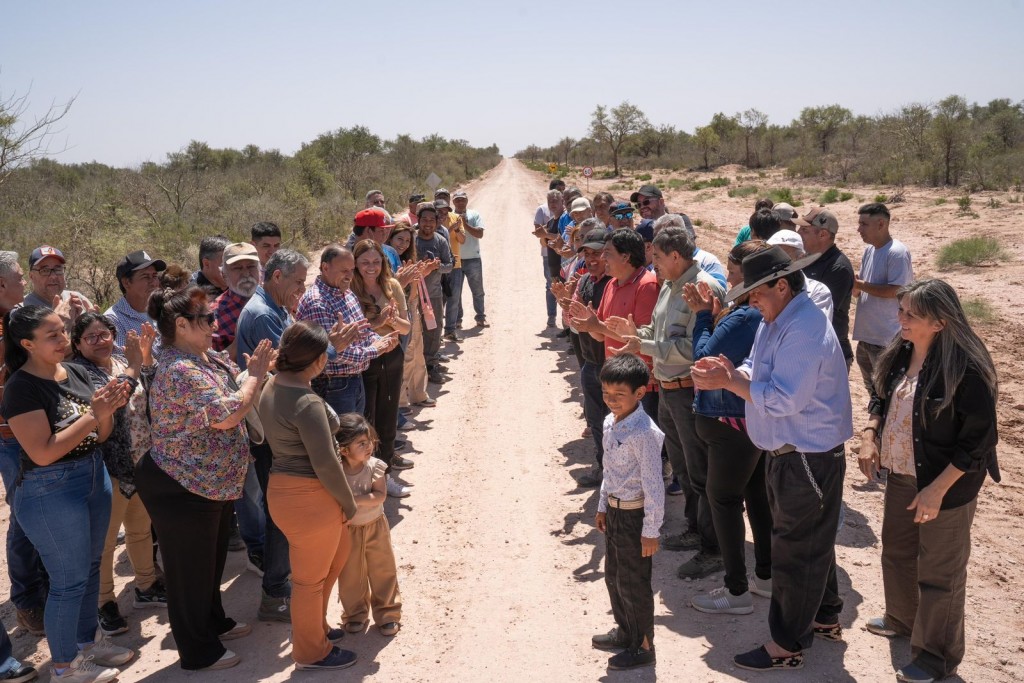 Quintela inauguró una nueva ruta que mejora la conexión entre San José y San Lorenzo