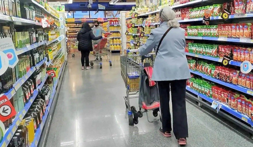 En La Rioja y toda la región del NOA se desplomó el consumo en supermercados