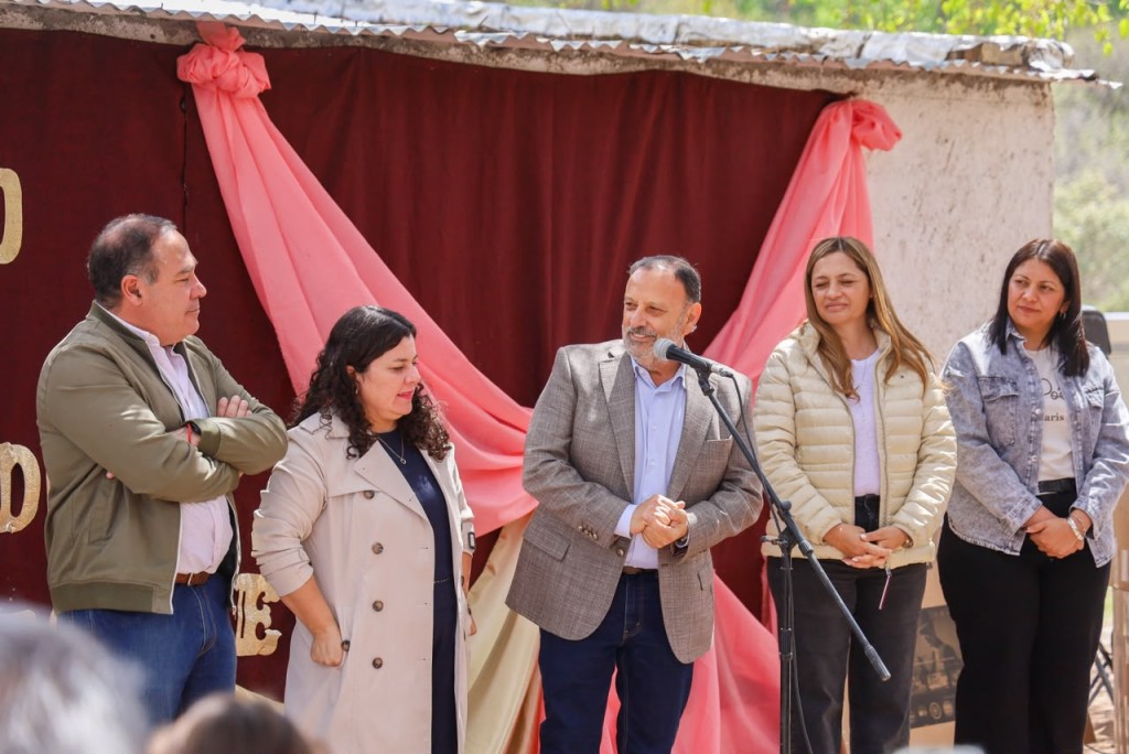 Quintela: &ldquo;Hasta en el lugar m&aacute;s peque&ntilde;o donde haya una familia, merecen vivir en condiciones dignas&rdquo;