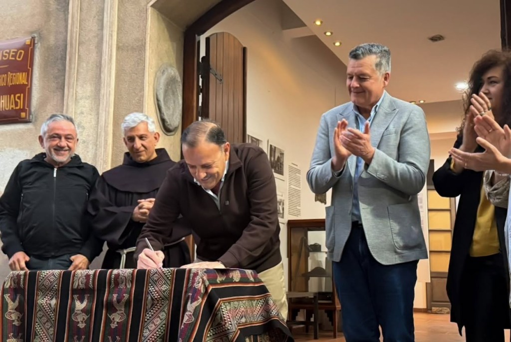 Quintela encabez&oacute; la celebraci&oacute;n por los 100 a&ntilde;os del Museo Arqueol&oacute;gico Inca Huasi