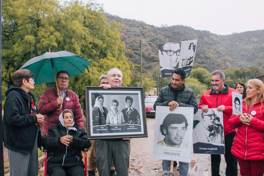 Nacate homenaje&oacute; a Marcela Brizuela de Ledo y a su hijo Alberto con dos reconocimientos