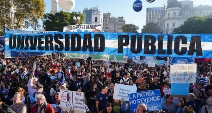 Alerta en las universidades: crece el endeudamiento de docentes y nodocentes