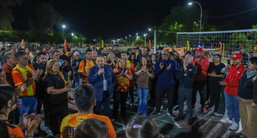 Quintela habilitó obra de iluminación que beneficia a vecinos de nueve barrios