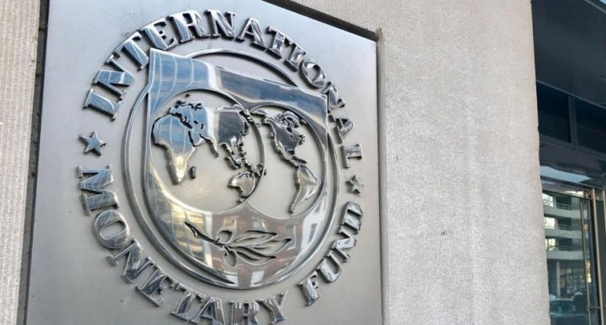 Martes día D: llega al país una misión del FMI para iniciar negociaciones formales por un nuevo programa