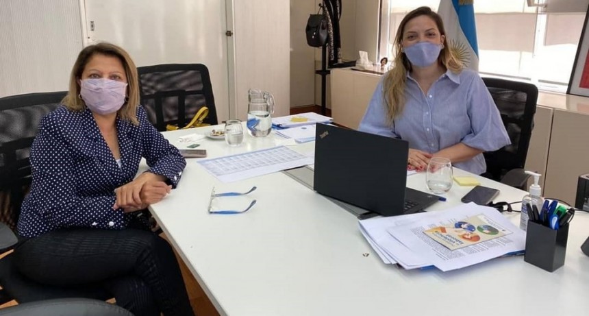 Diputada Beba Aguirre destac&oacute; proyectos de econom&iacute;a del conocimiento