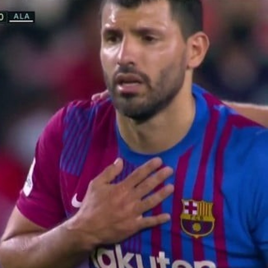 Kun Agüero es baja por tres meses en Barcelona y será sometido a un tratamiento
