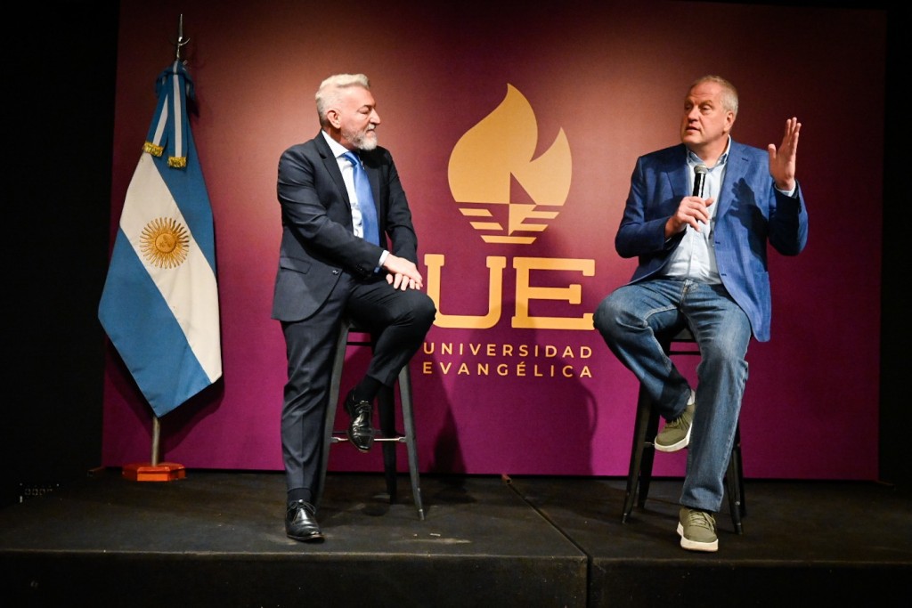Perczyk anunció la creación de la primera Universidad Evangélica de Argentina y el Cono sur