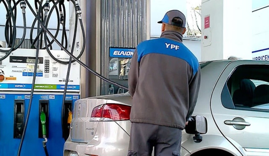  Vuelven a subir los combustibles 