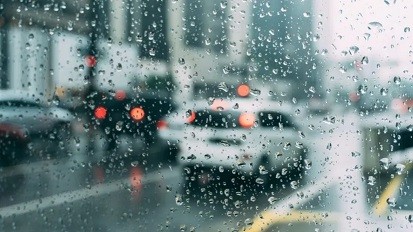 Departamentos de la provincia bajo alerta por lluvias y granizo