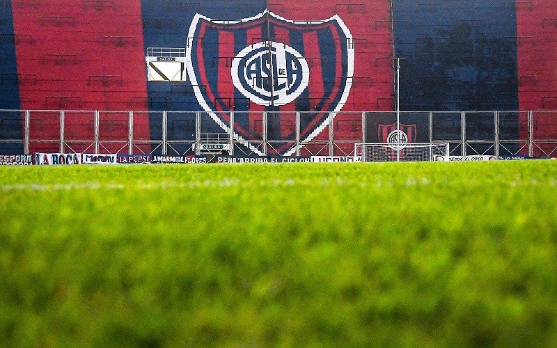 San Lorenzo de Almagro inhibido por la FiFa