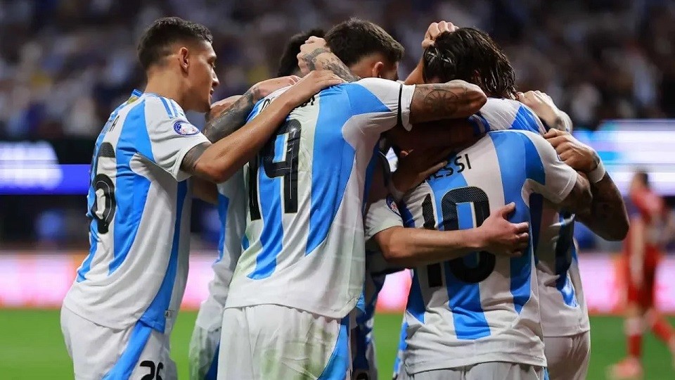 La Selección Argentina juega este jueves en Paraguay