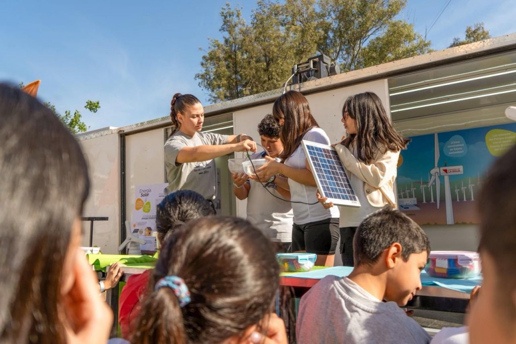 Wintimóvil cerró con la participación de más de mil estudiantes
