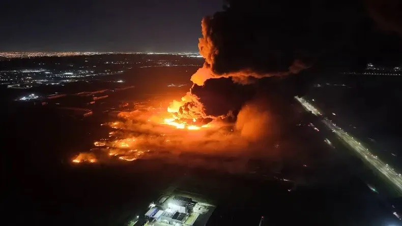 Explosión en Ezeiza: incendio en el Polo Industrial deja al menos 20 heridos