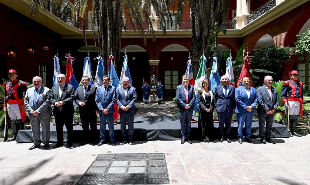 Asamblea de gobernadores del Norte Grande respaldó el reclamo de La Rioja por el no envío de los fondos desde nación