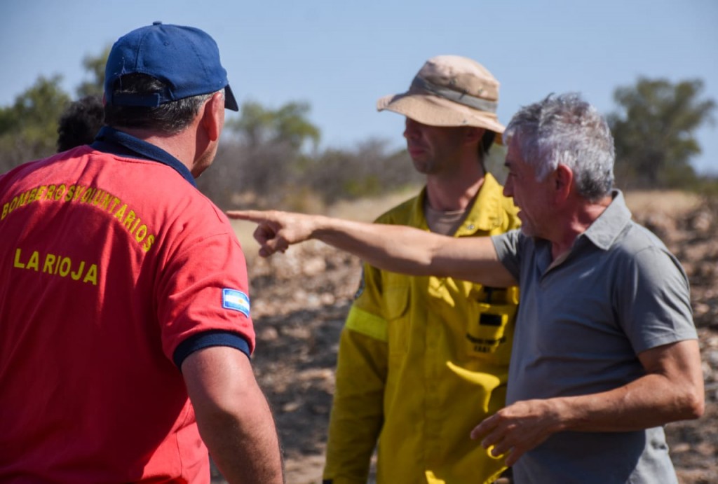 Armando Molina anunció severas medidas para los responsables de producir los incendios