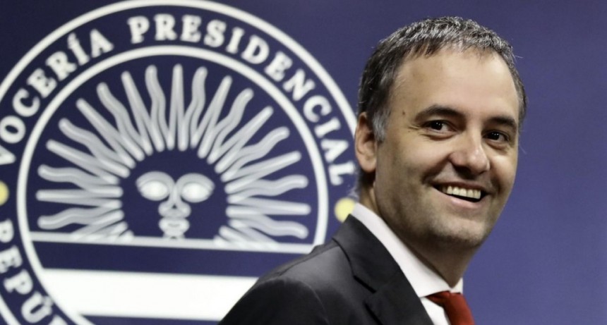 Adorni le respondió a Macri quien criticó su designación como Jefe de Gabinete