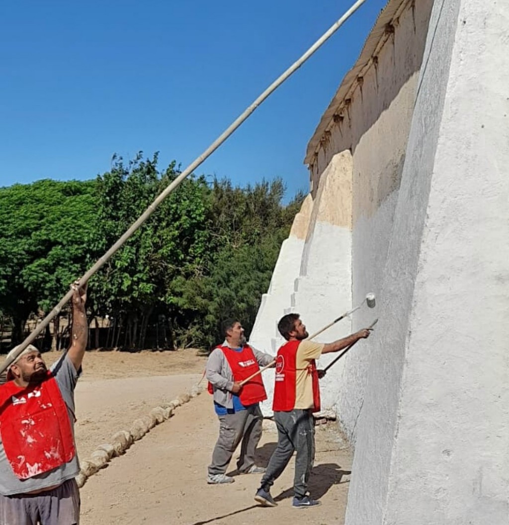 Udpinango: Restauración y mantenimiento de la capilla Sagrada Familia