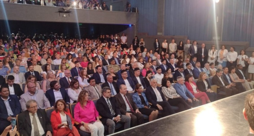 Molina y Diaz Dalbano asumen al frente del municipio de la Capital