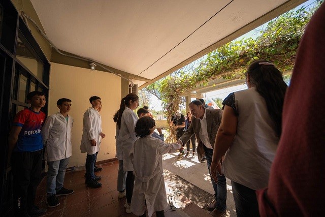 Juan Facundo Quiroga:  Quintela inauguró obra de conectividad en tres localidades del departamento 