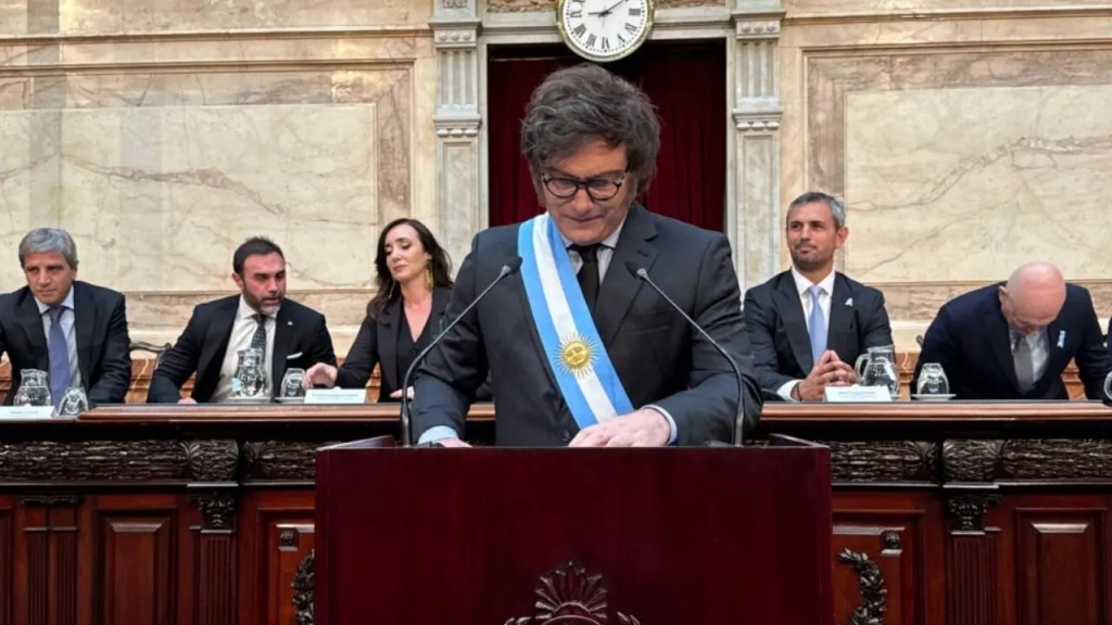 Milei va a la carga por los artículos eliminados y pide aprobar el Presupuesto 2026 tal como se lo elaboró